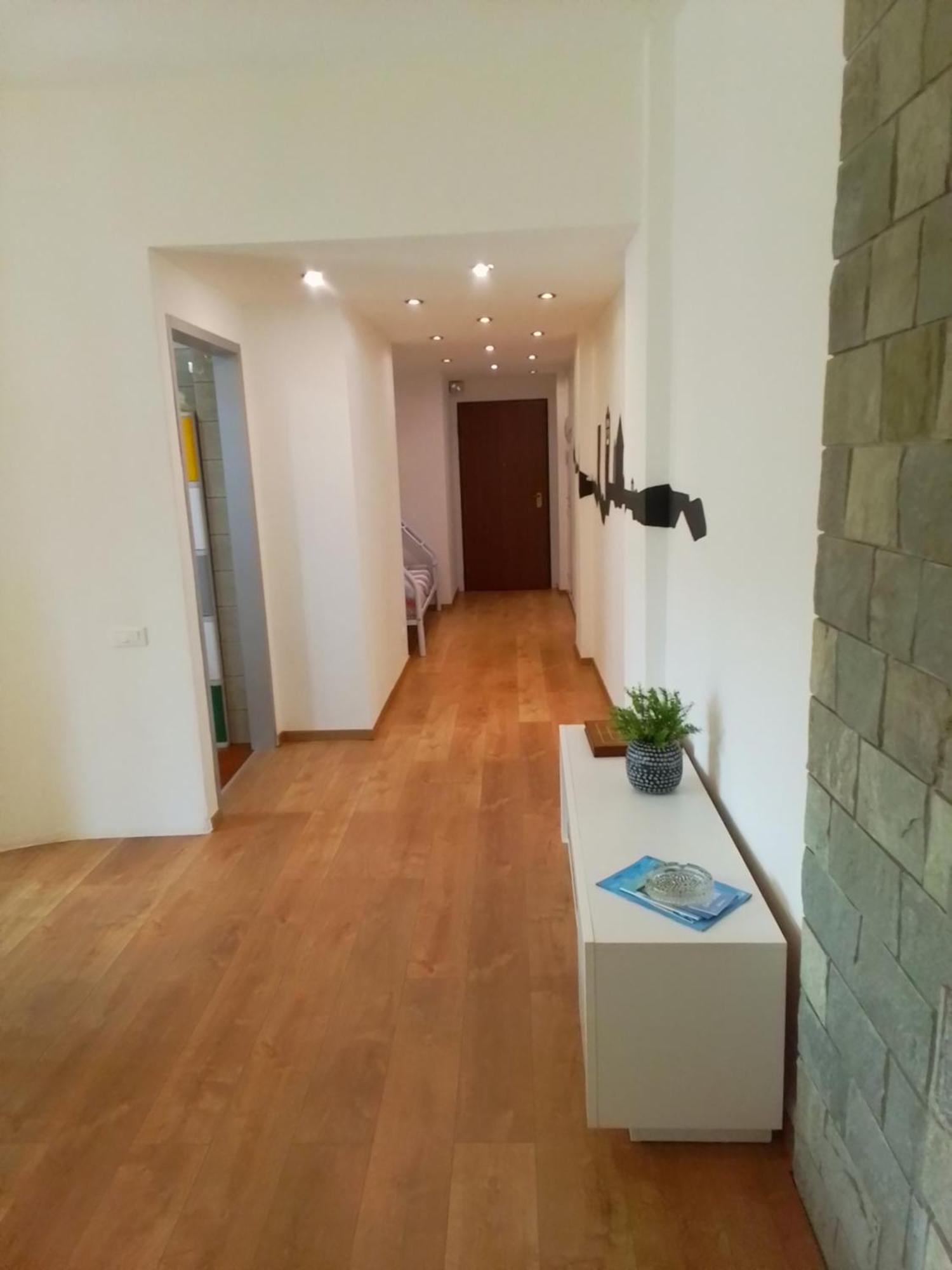 P&P Bergamo Apartment Bagian luar foto